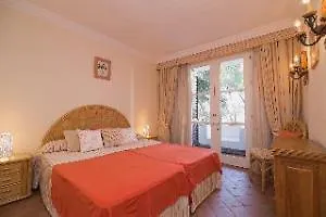 Apartments Jardines De Las Golondrinas Marbella Spain